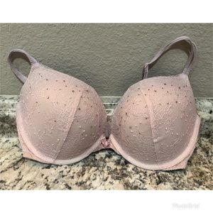 Victoria’s Secret Very Sexy push up bra